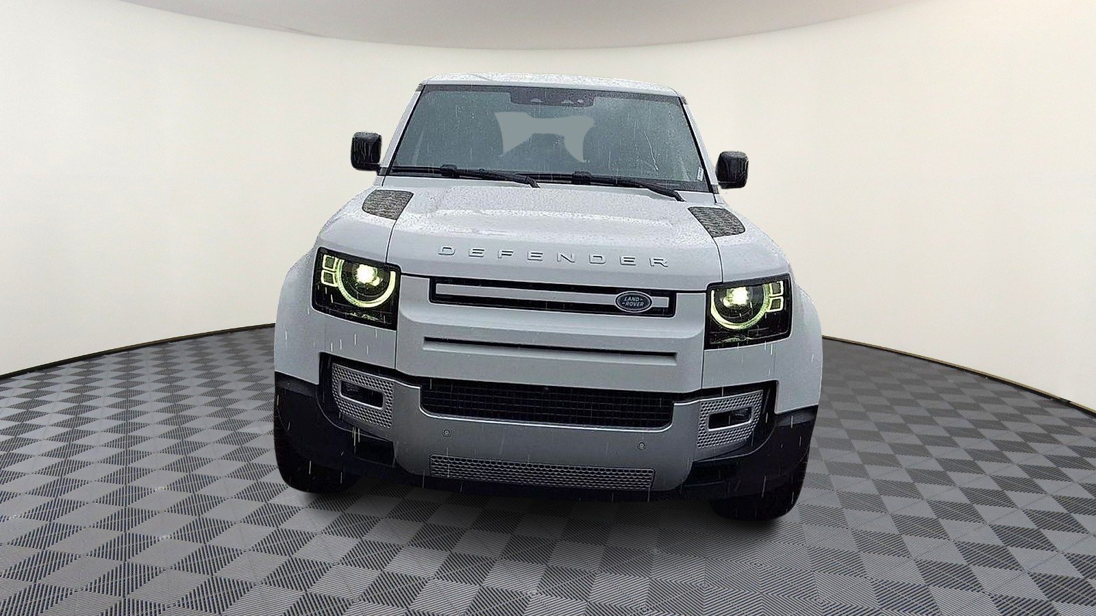 Certified Used 2025 Fuji White - 1AA Land Rover 110 P400 S image 3