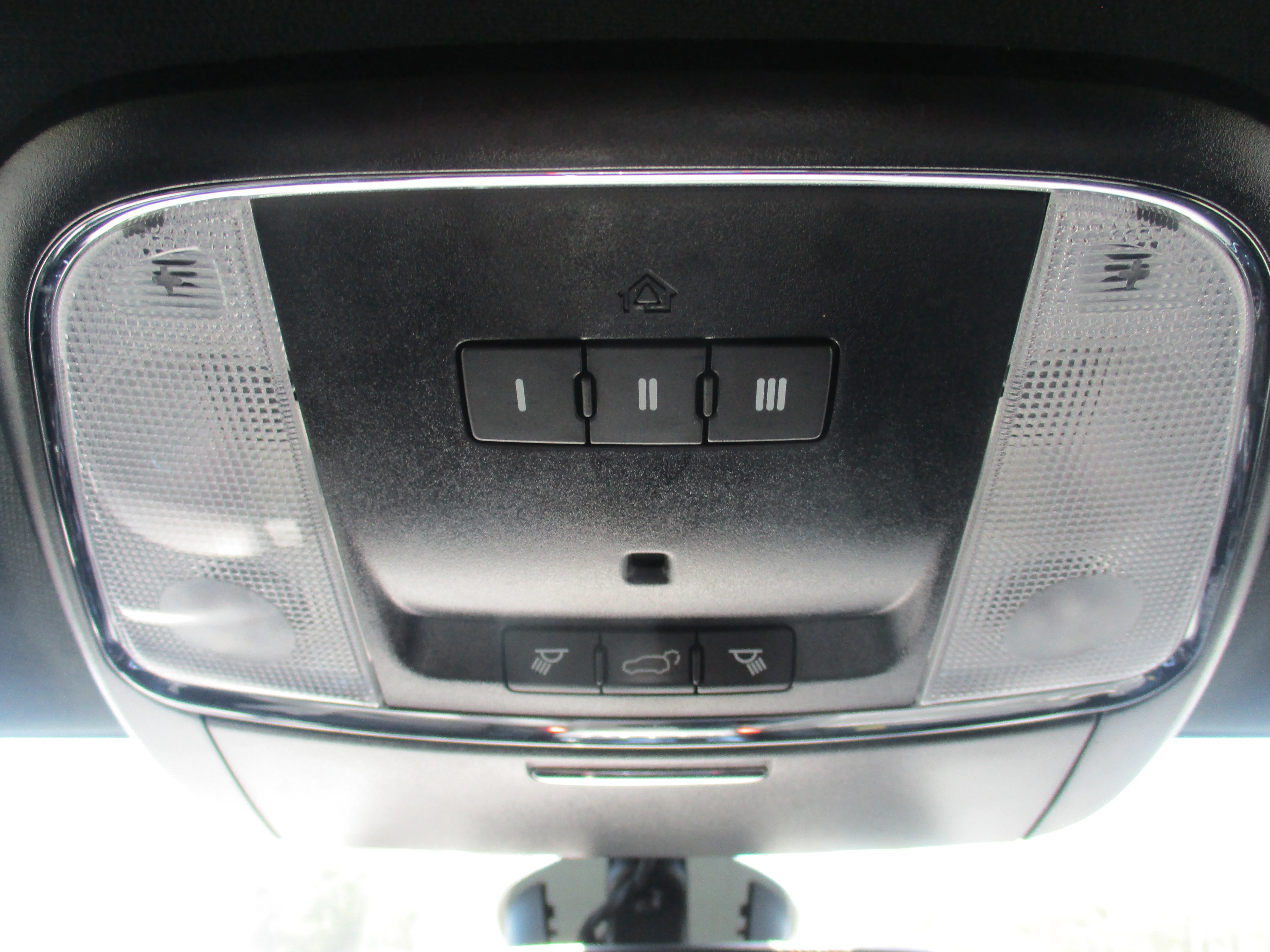 Used 2019 Billet Silver Metallic Clearcoat Jeep Limited image 20