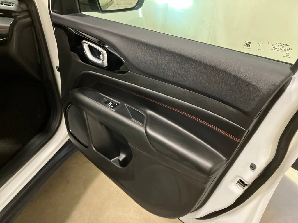 Used 2024 Bright White Clearcoat Jeep Trailhawk image 21