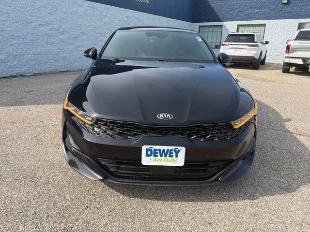 Used 2021 Ebony Black Kia GT-Line image 8