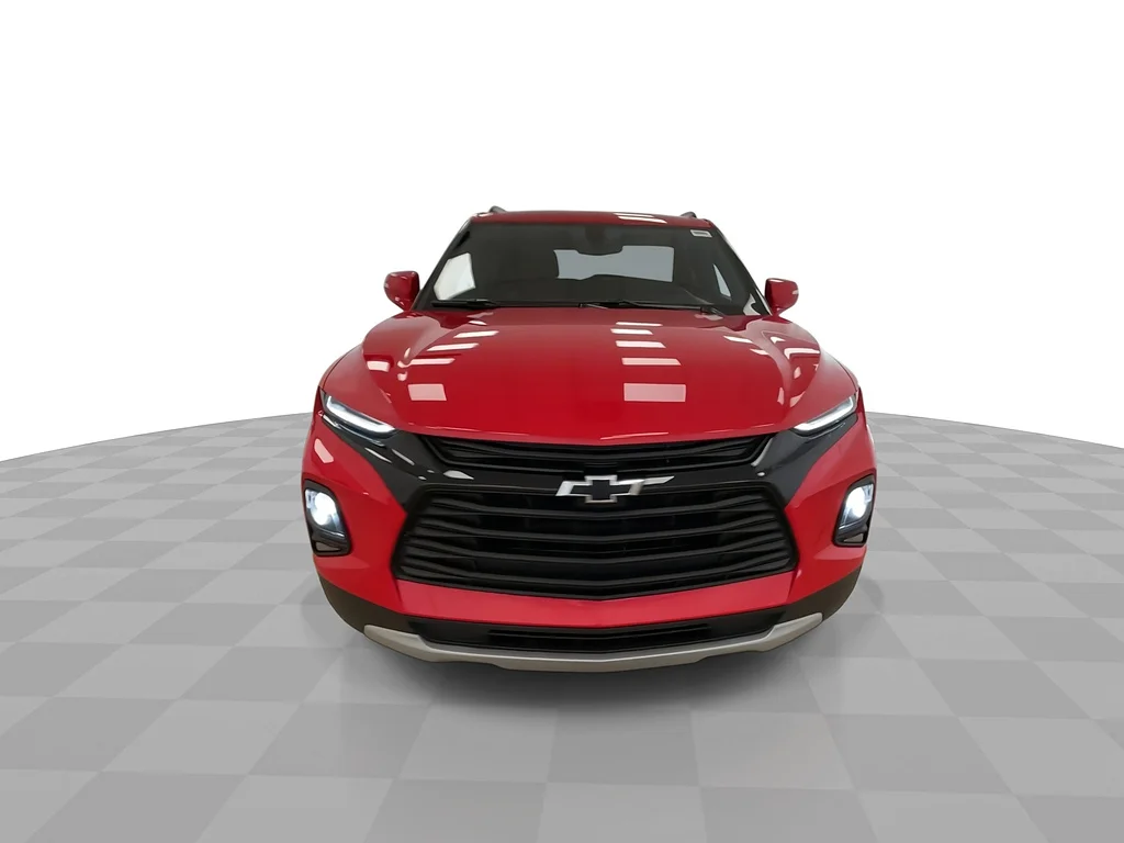 Used 2020 RED Chevrolet LT image 4