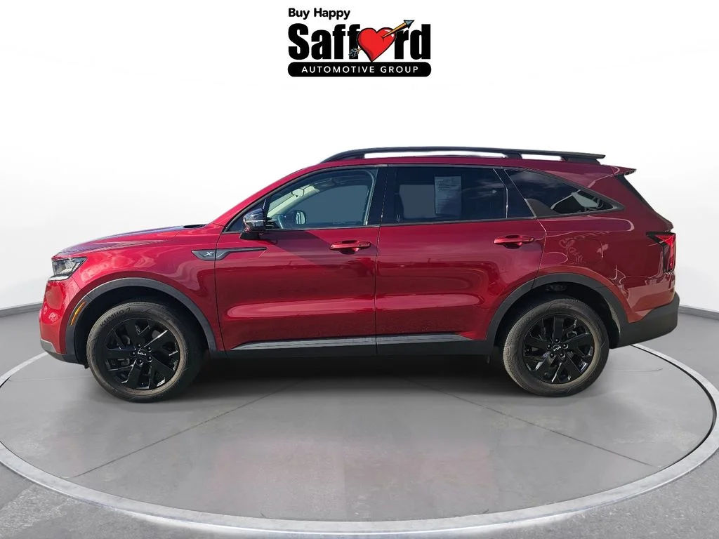 Used 2022 Red Kia S image 3