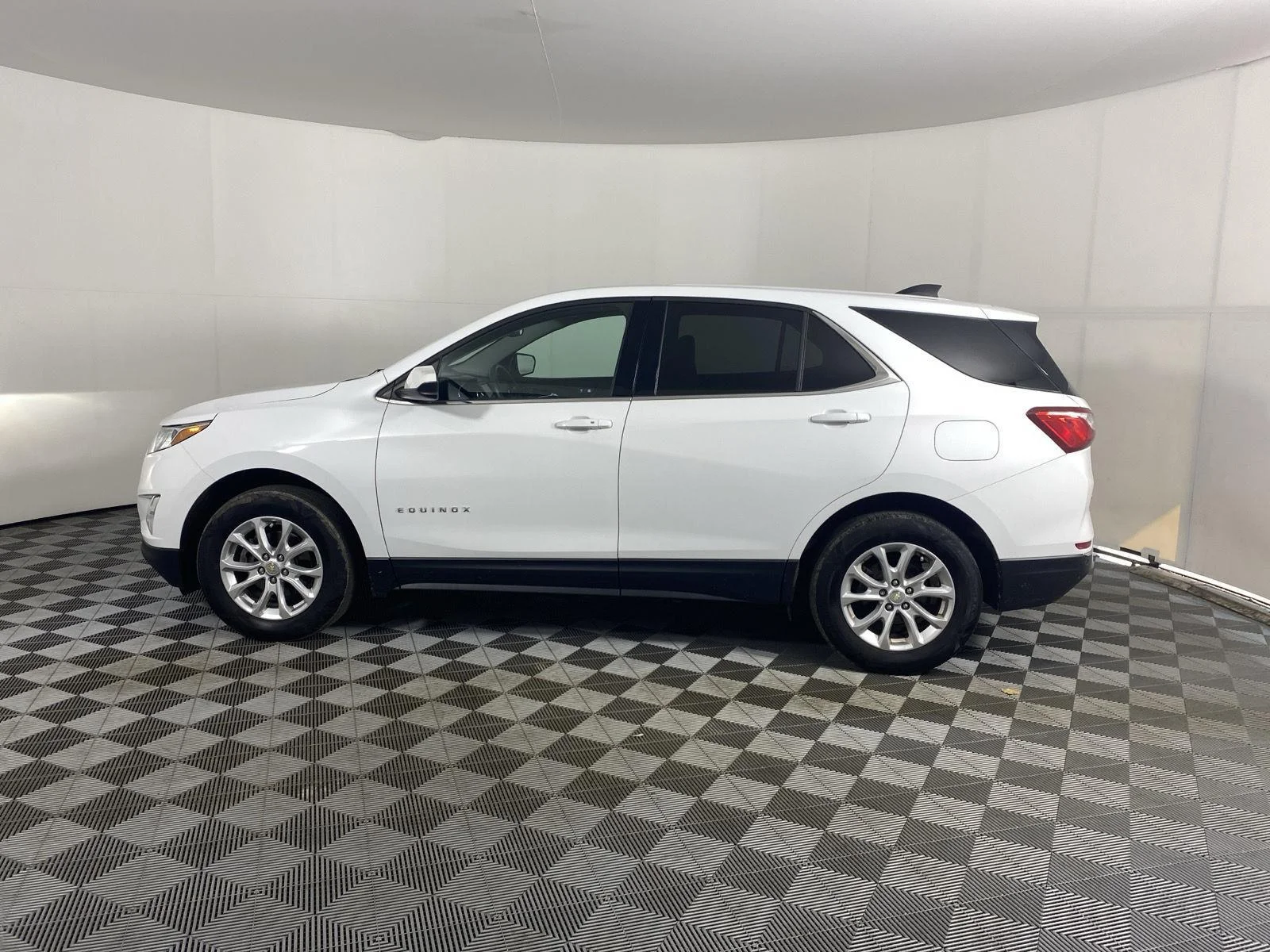 Used 2020 Summit White Chevrolet LT image 6