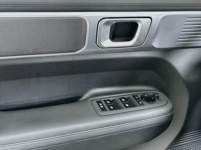 New 2026 Hyundai SANTA FE HYBRID SEL