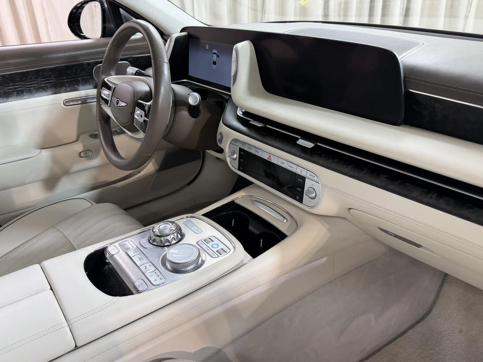 Used 2023 Gray Genesis 3.5T e-SC image 43
