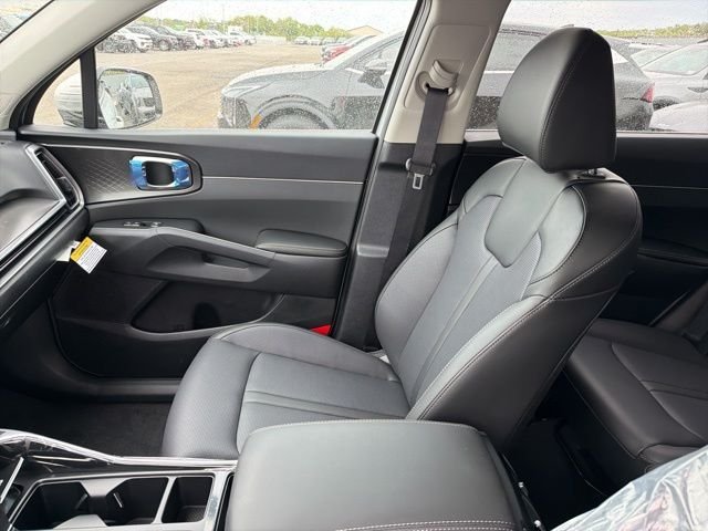 New 2026 Ivory Silver Kia S image 14