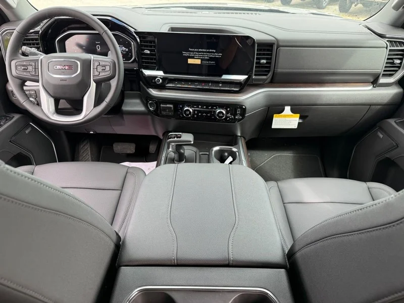 New 2026 Onyx Black GMC SLT image 9