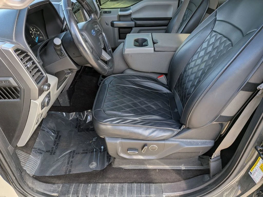 Used 2018 Gray Ford XLT image 11