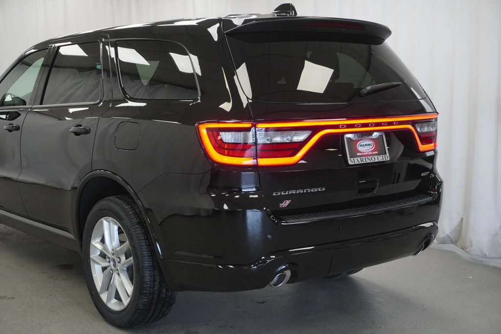 New 2026 Diamond Black Clear-Coat Exterior Paint Dodge GT image 12