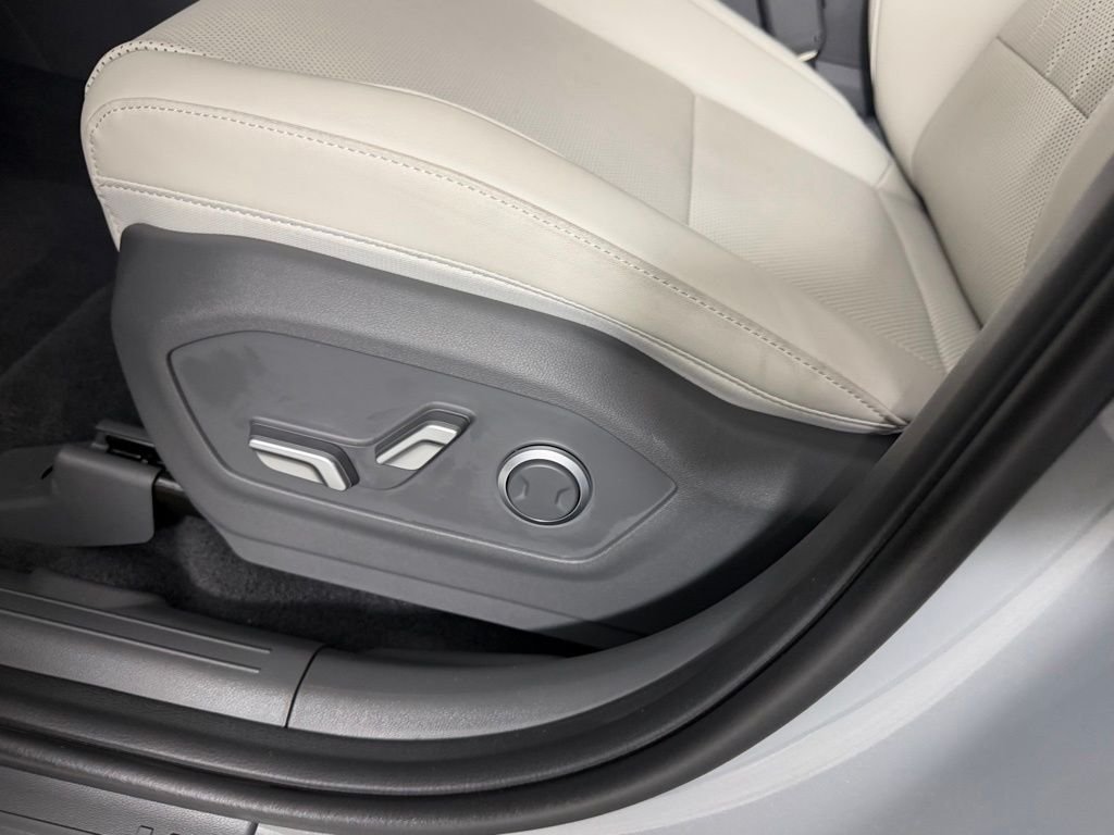 Used 2026 Gray Hyundai SEL image 23