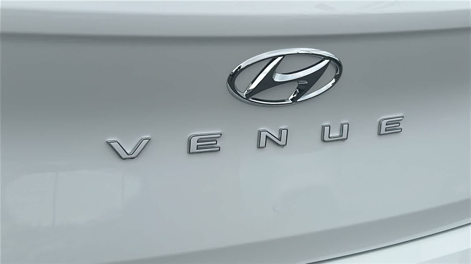 Certified Used 2026 Lunar White Hyundai SEL image 28