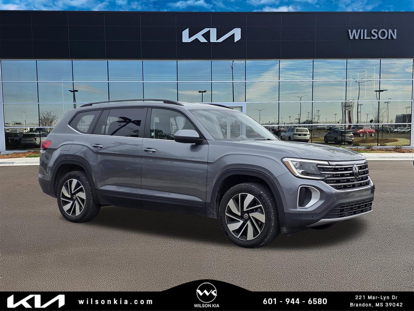 2024 Volkswagen Atlas 2.0T SE w/Tech's photo