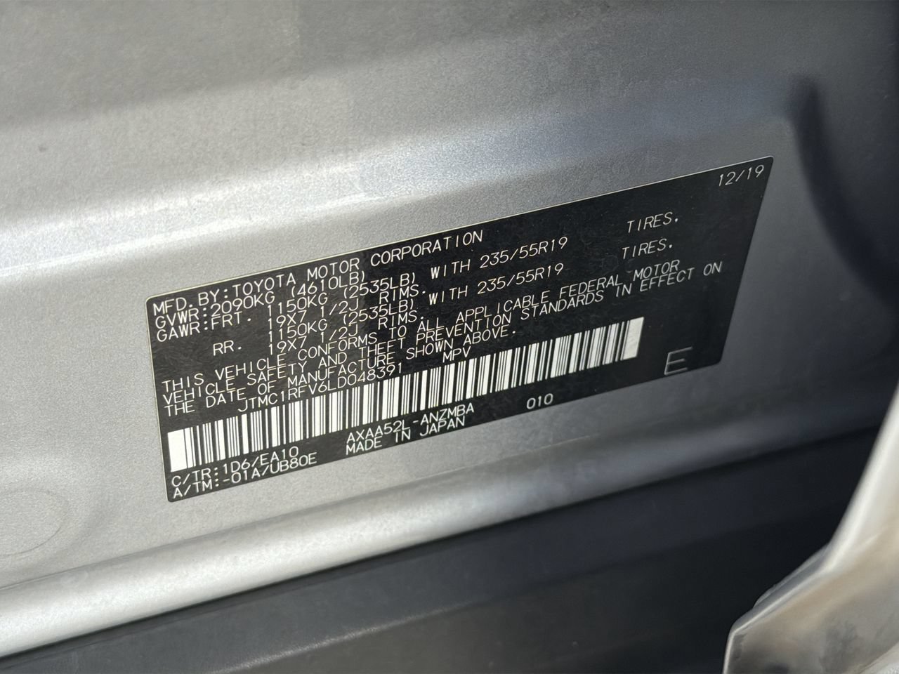 Used 2020 Silver Sky Metallic Toyota XLE Premium image 34