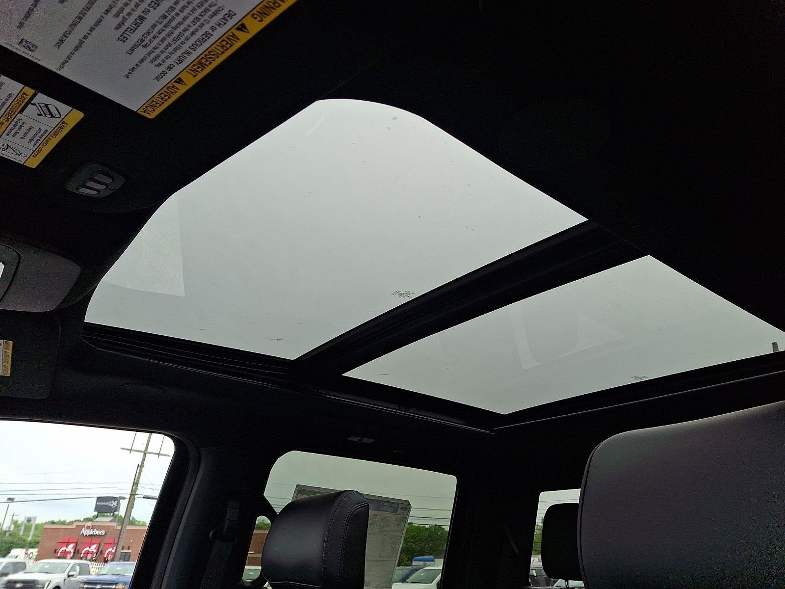 2026 Ford F-350 Super Duty Platinum - Photo 10