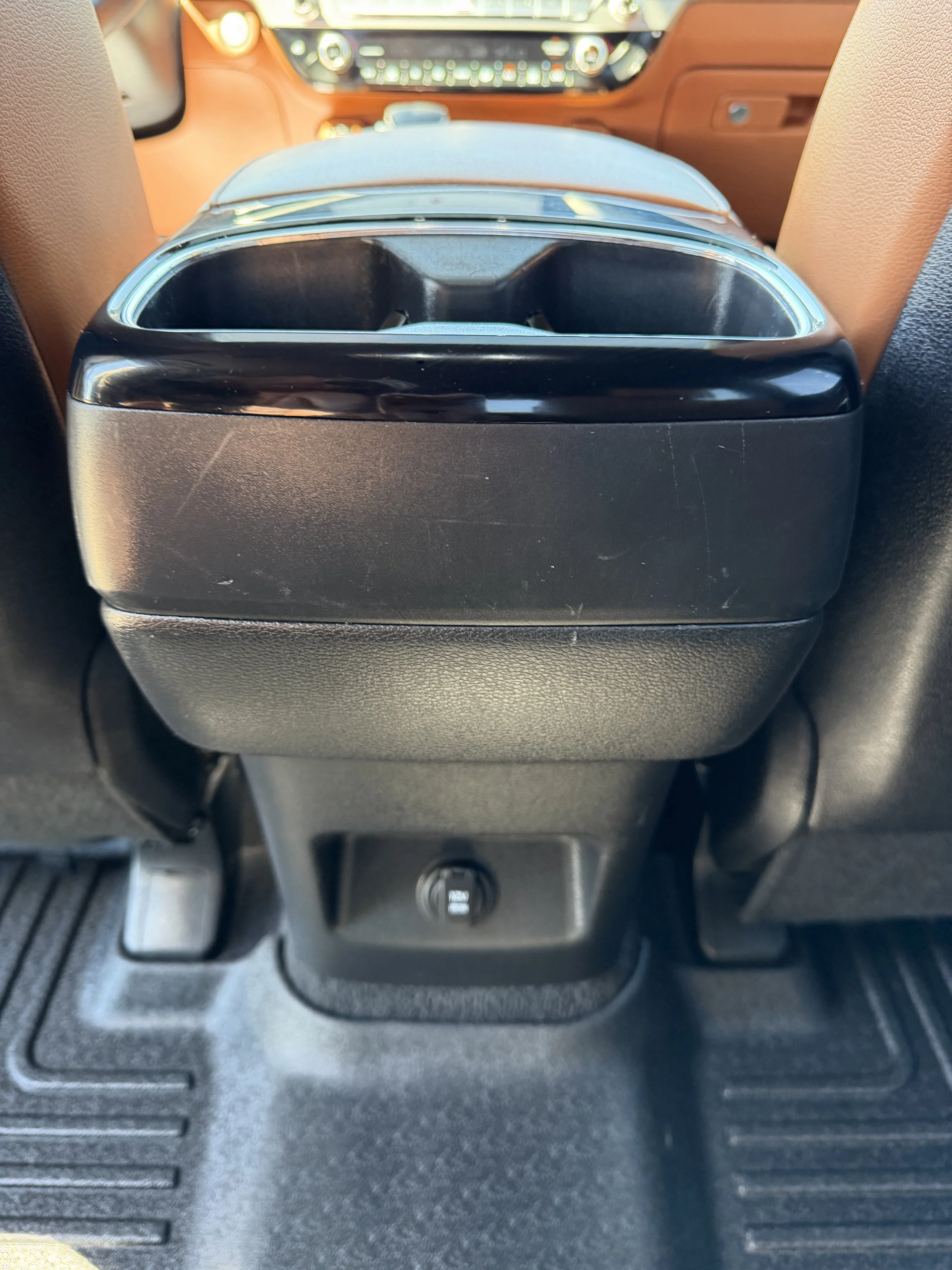 Used 2023 Wolf Gray Kia EX X-Line image 24