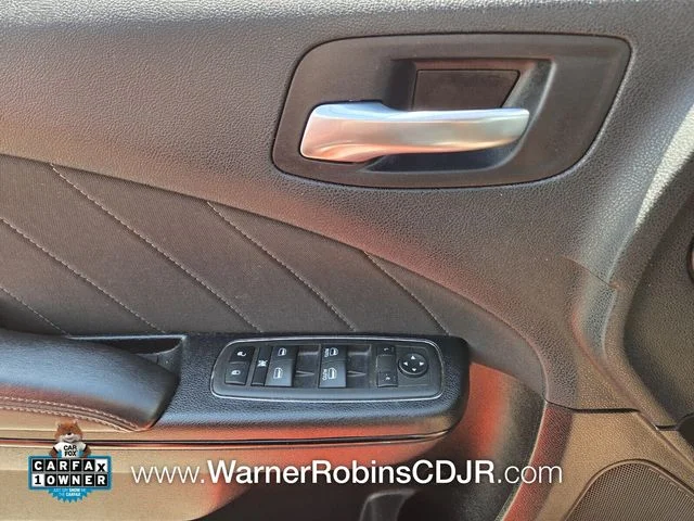 Used 2022 Orange Dodge SXT image 28
