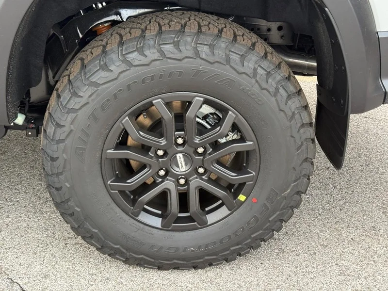 New 2026 Avalanche Ford Raptor 4WD SuperCrew 5