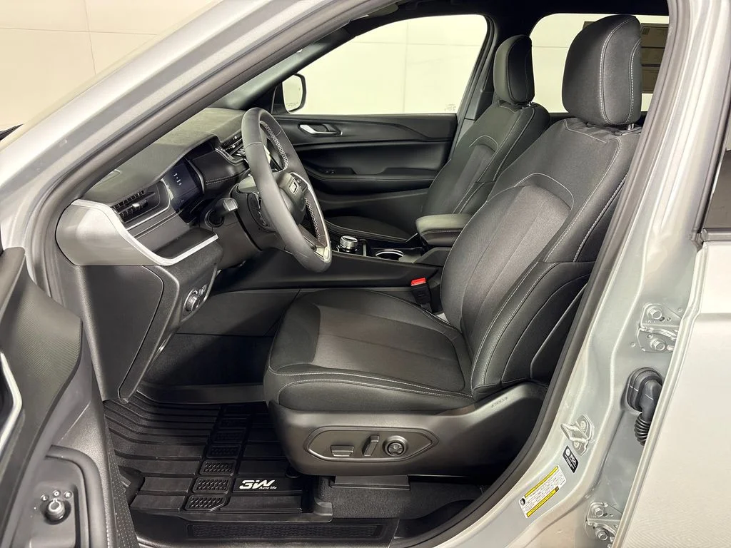Certified Used 2025 Silver Jeep Laredo image 26