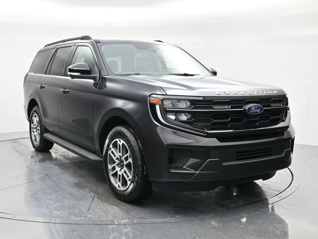 New 2025 Dark Matter Gray Metallic Ford Active image 3
