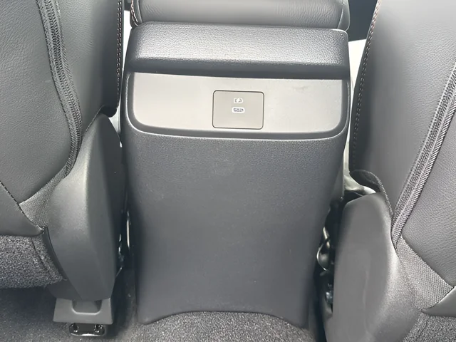 New 2026 Aspen White TriCoat / Super Black Two-tone Nissan SR image 20