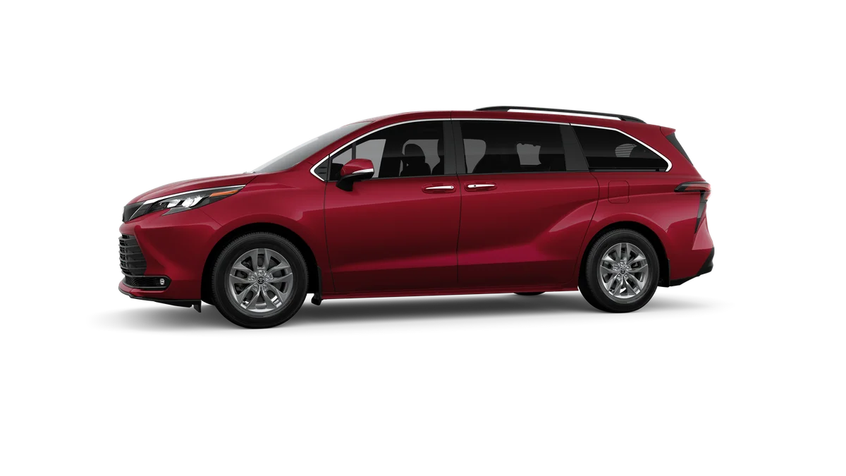 New 2026 Ruby Flare Pearl Toyota XLE image 3