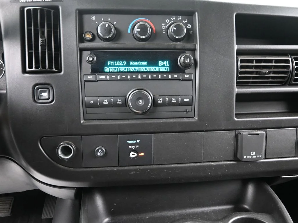 Used 2024 White GMC Work Van image 15