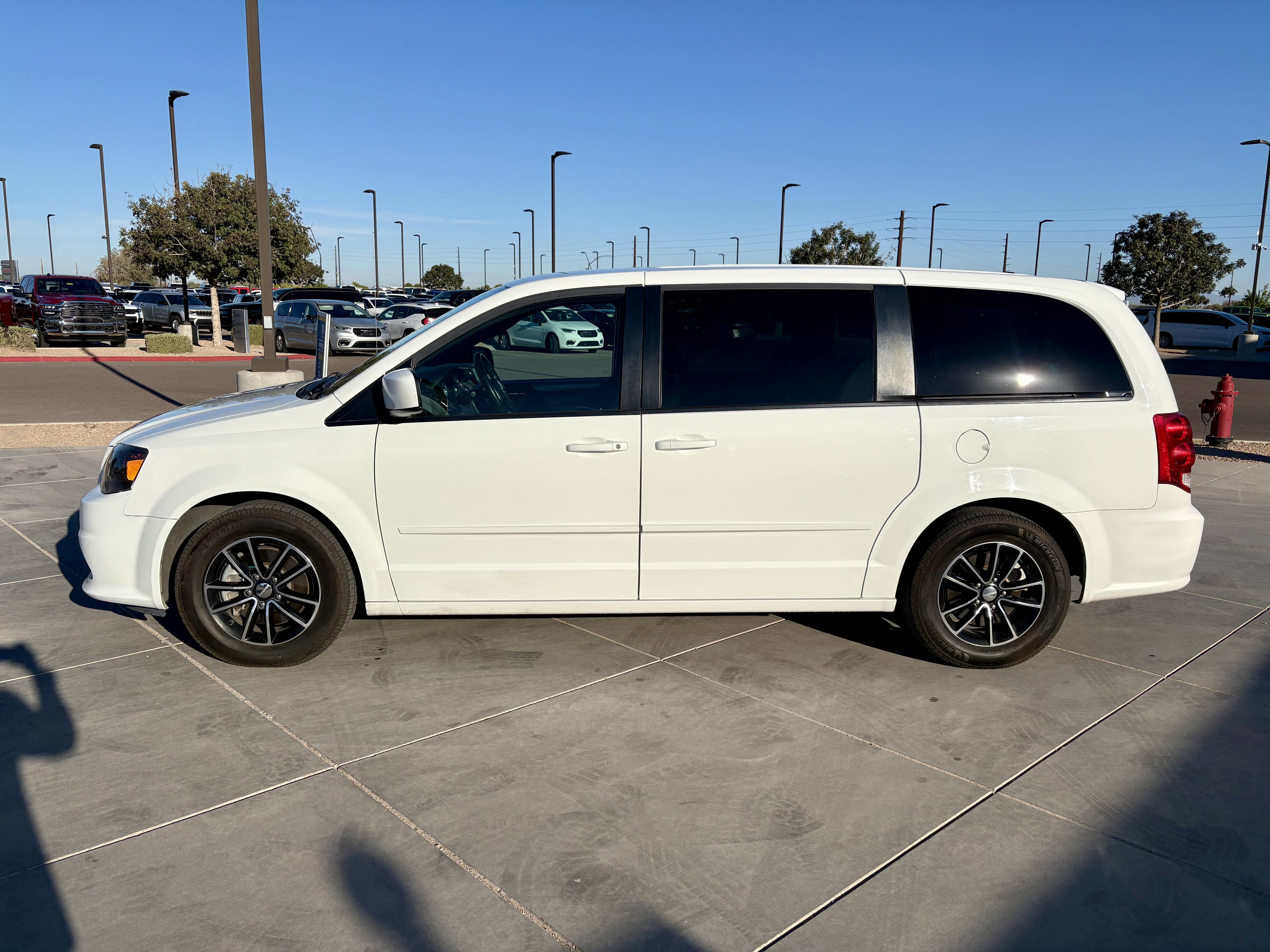 Used 2017 Dodge Grand Caravan GT with VIN 2C4RDGEG1HR740135 for sale in Queen Creek, AZ