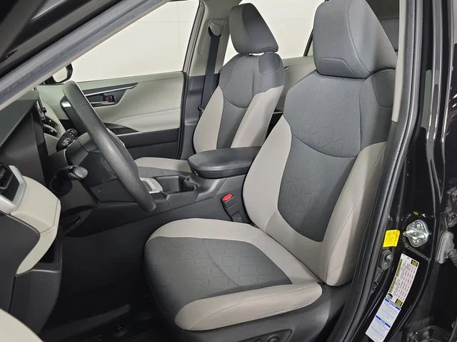 Used 2022 Midnight Black Metallic Toyota XLE image 23