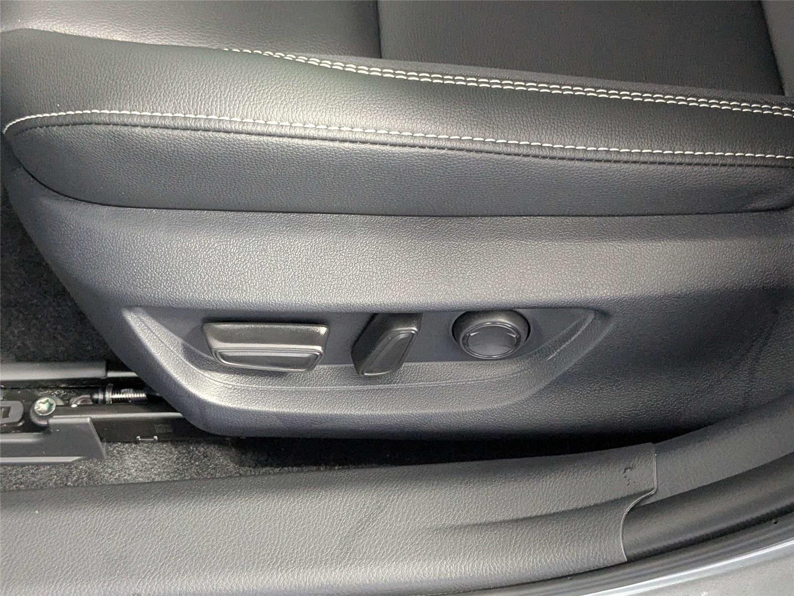 New 2026 Heavy Metal <sup>1</sup> Toyota  SE image 10
