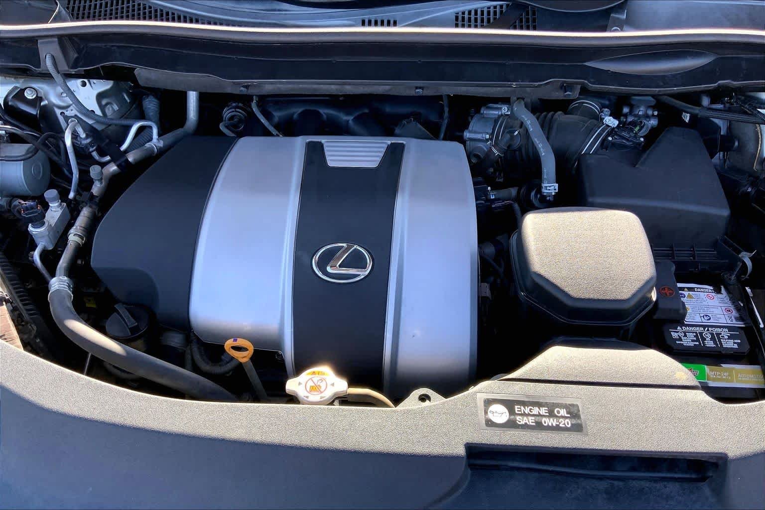 Used 2017 Atomic Silver Lexus  image 31