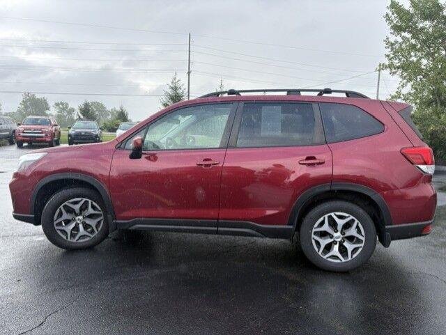 Used 2019 Crimson Red Pearl Subaru Premium image 8