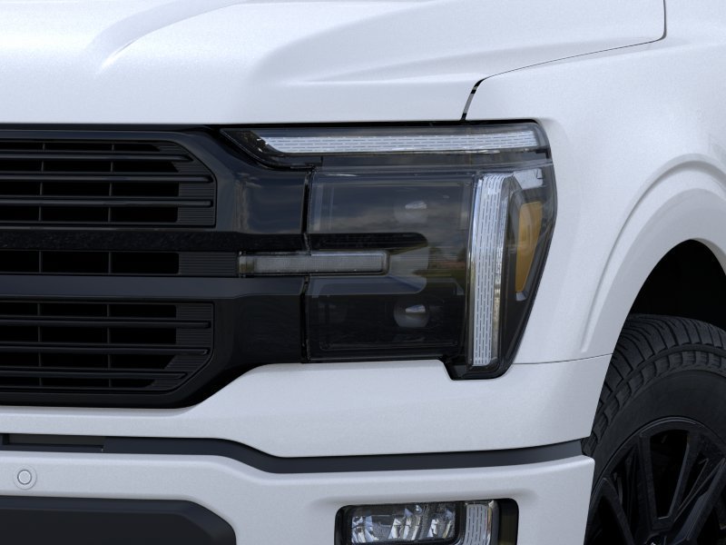 New 2026 Star White Metallic Tri-Coat Ford Platinum image 18
