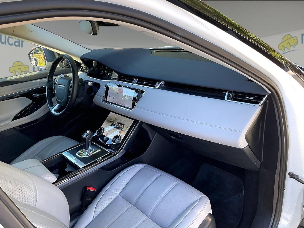 Used 2020 White Land Rover SE image 14