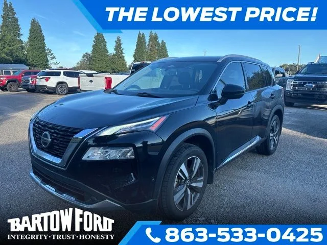 Used 2021 Black Nissan Platinum image 1