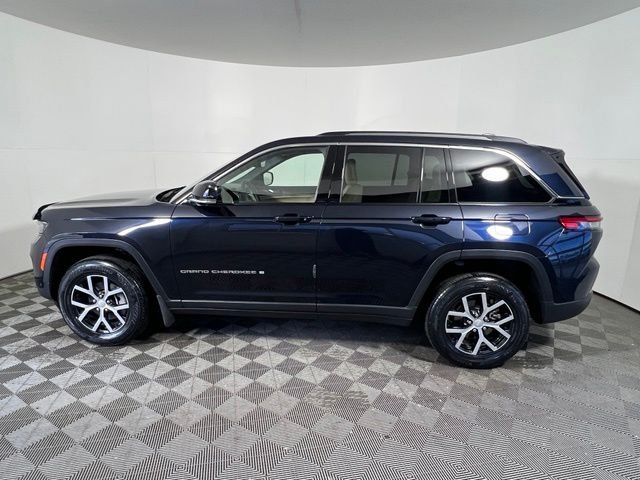 Certified Used 2023 Black Jeep Limited image 5