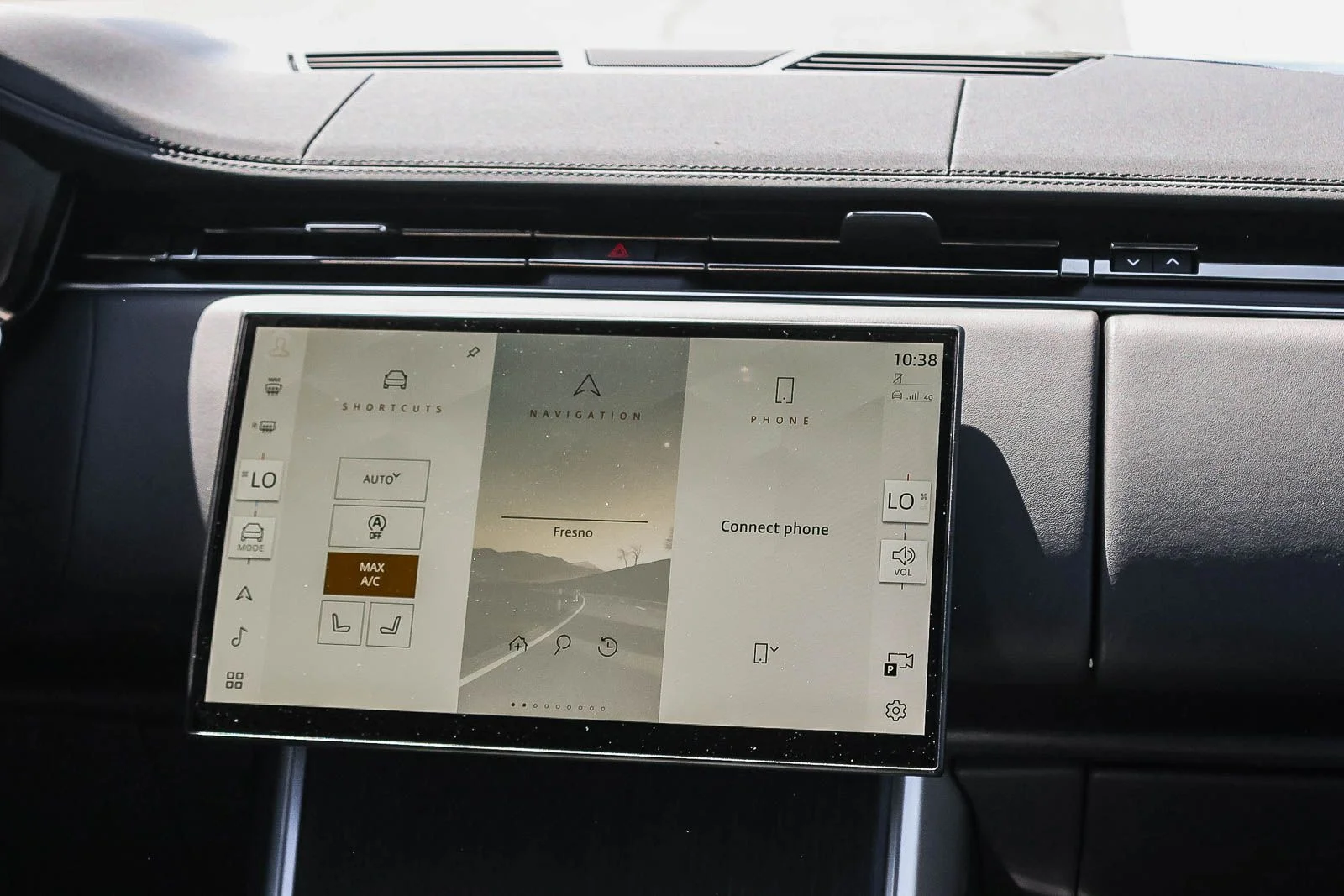 2026 Land Rover Range Rover SE - Photo 24