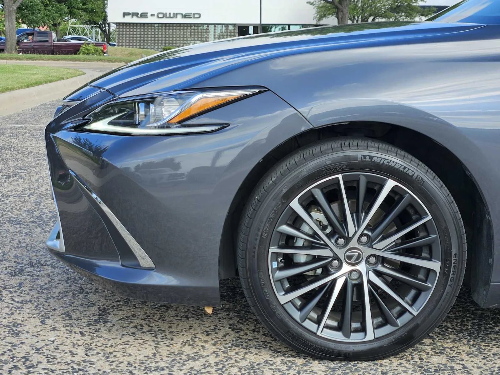 Certified Used 2022 CLOUDBURST GRAY Lexus  image 5