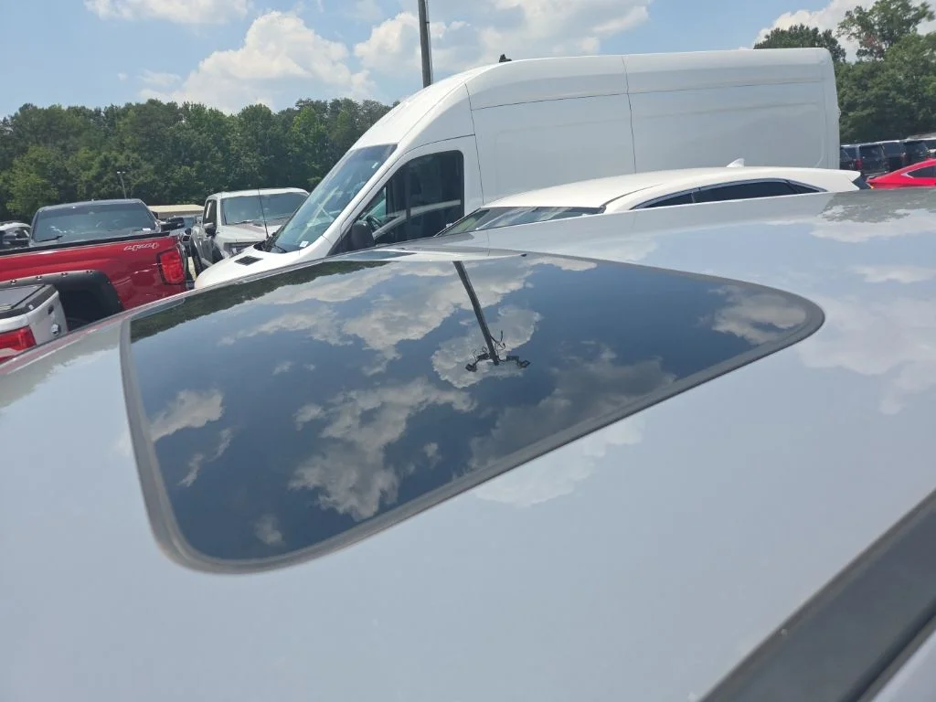Used 2022 Gray Honda EX image 4