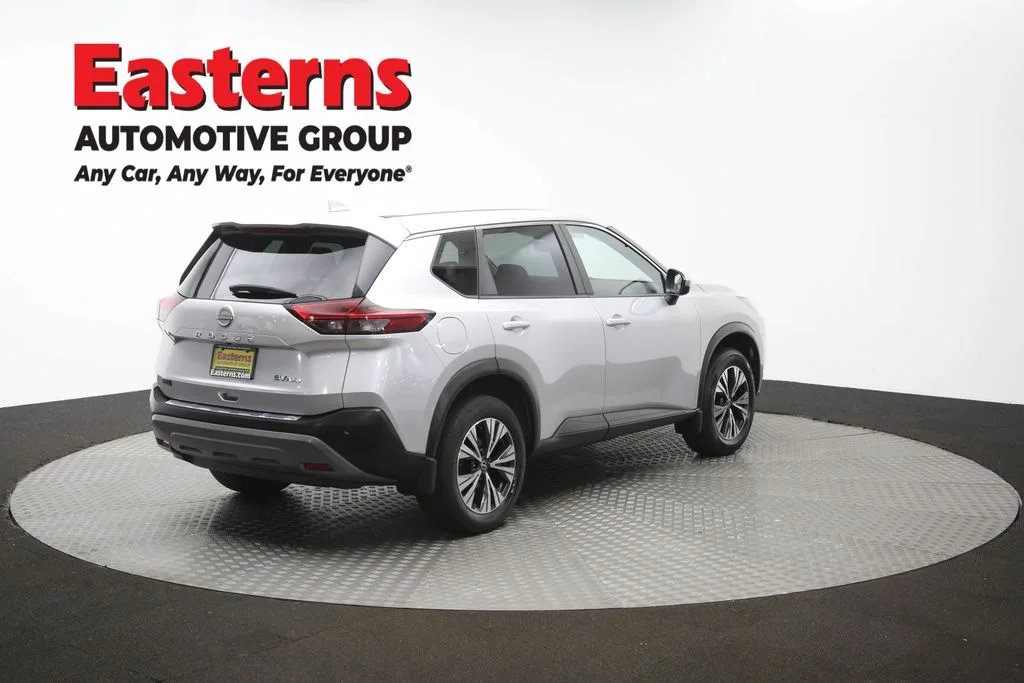 Used 2023 Silver Nissan SV image 37