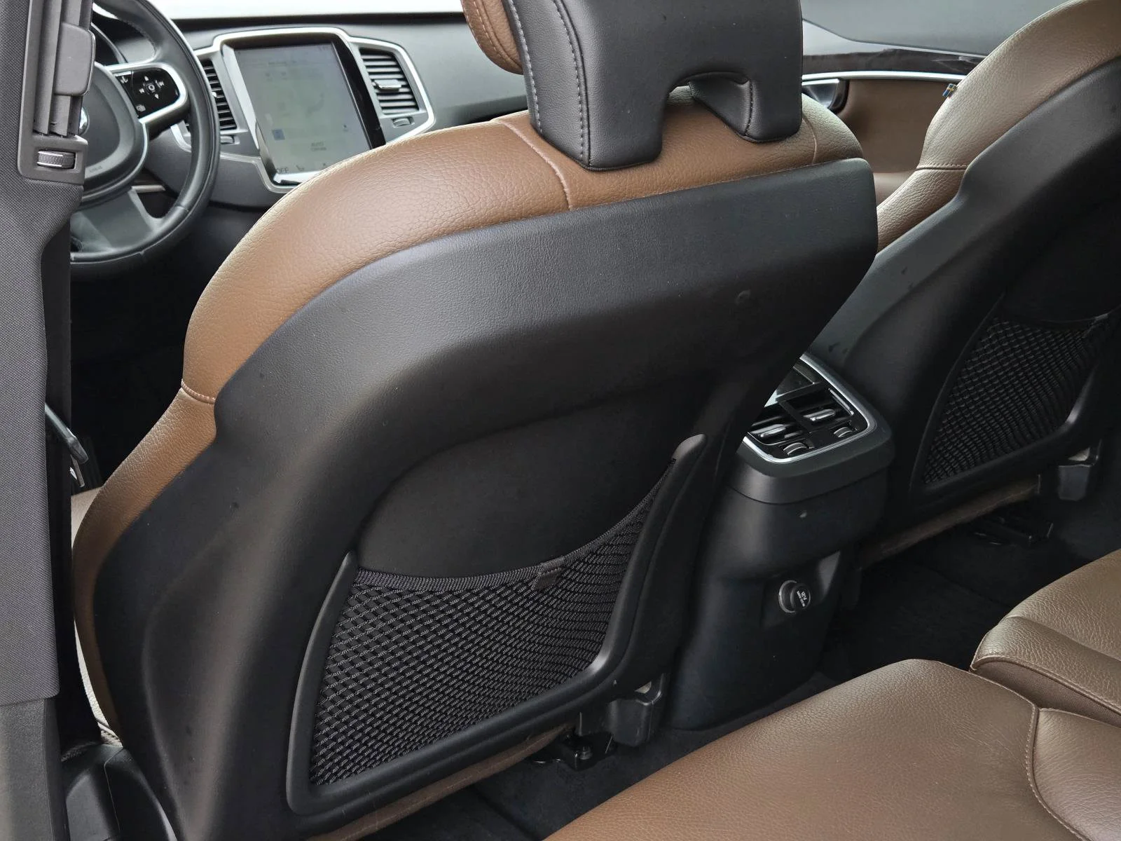 Used 2019 Gray Metallic Volvo Momentum image 33