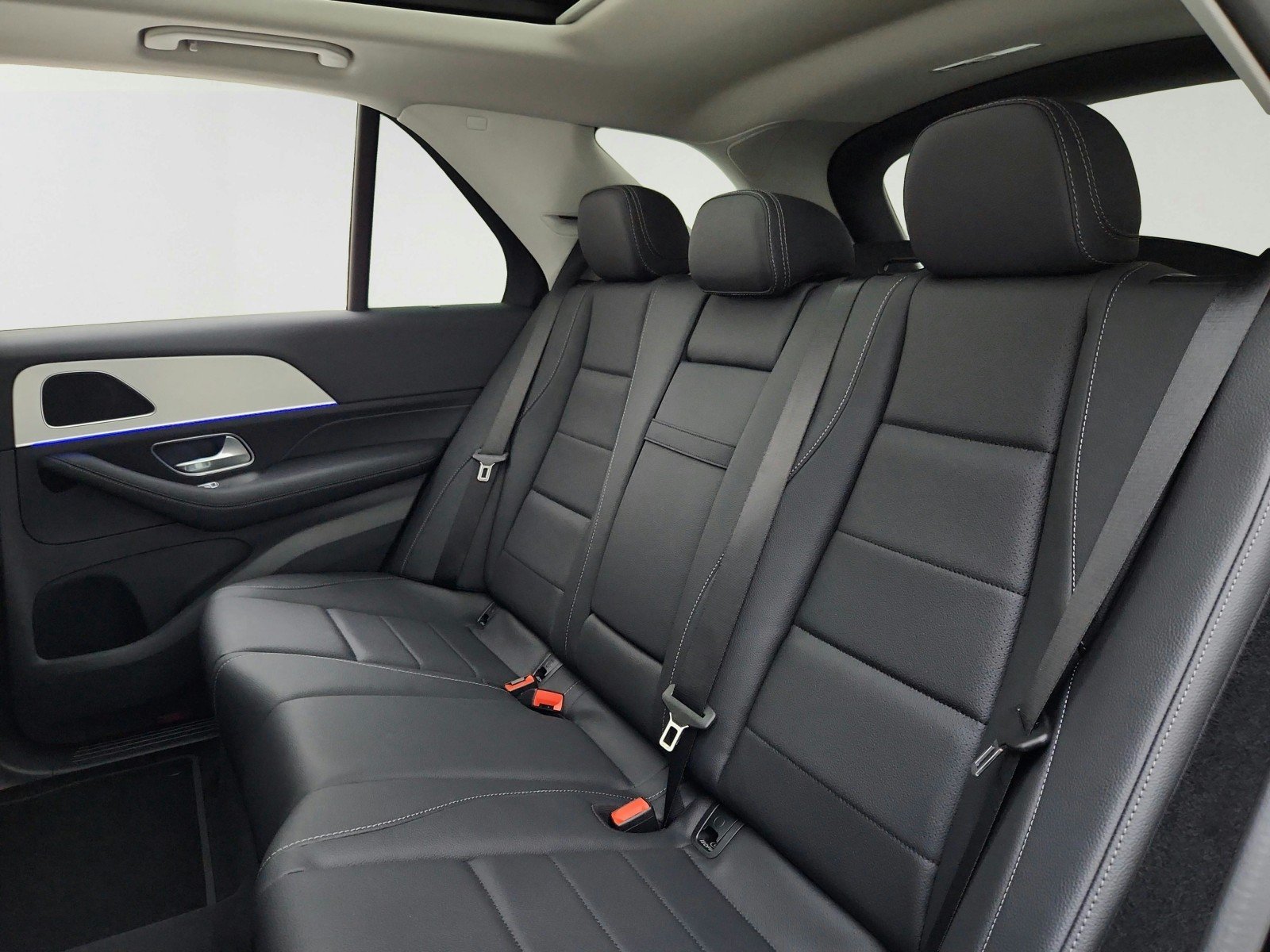 New 2026 Black Mercedes-Benz GLE 350 4MATIC® SUV image 18