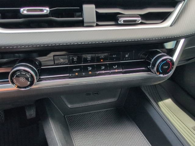 2026 Chevrolet Equinox LT - Photo 21