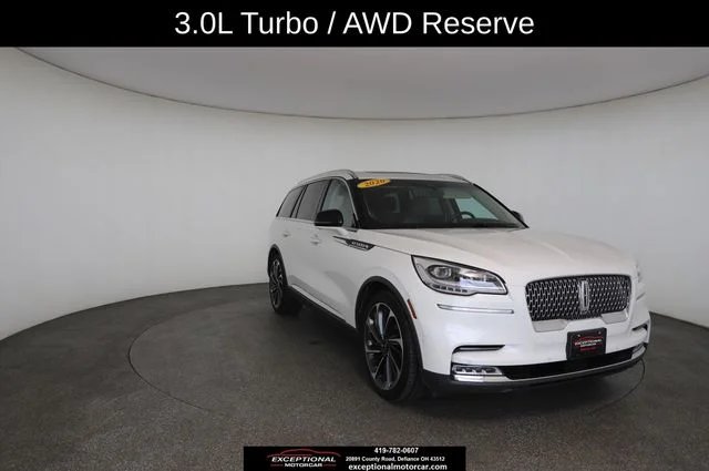 Used 2020 White Lincoln Reserve image 28