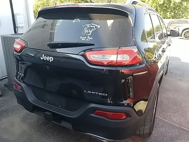 Used 2015 Black Jeep Limited image 20