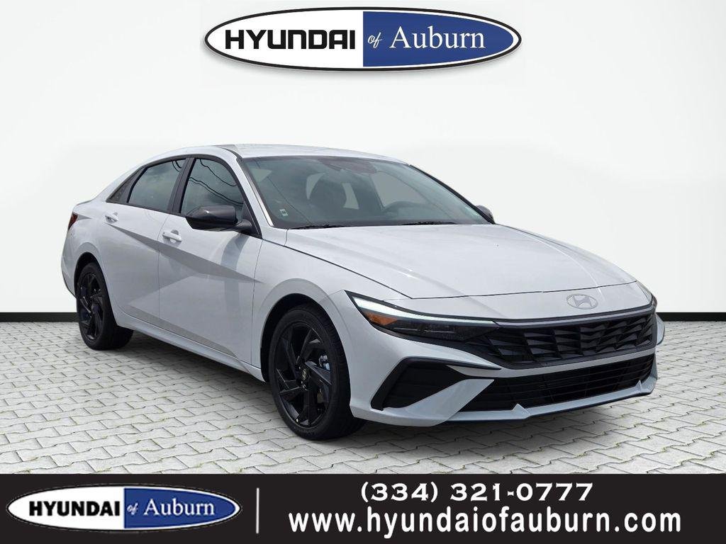 New 2026 White Hyundai SEL Sport image 1