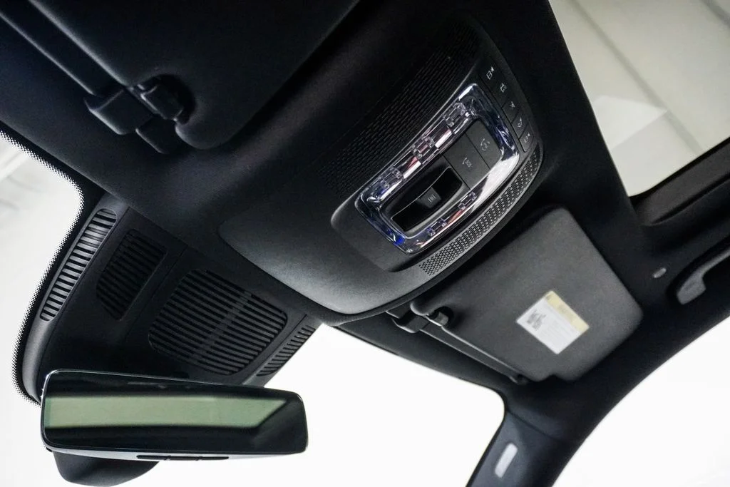Used 2025 Gray Mercedes-Benz GLE 350 image 26
