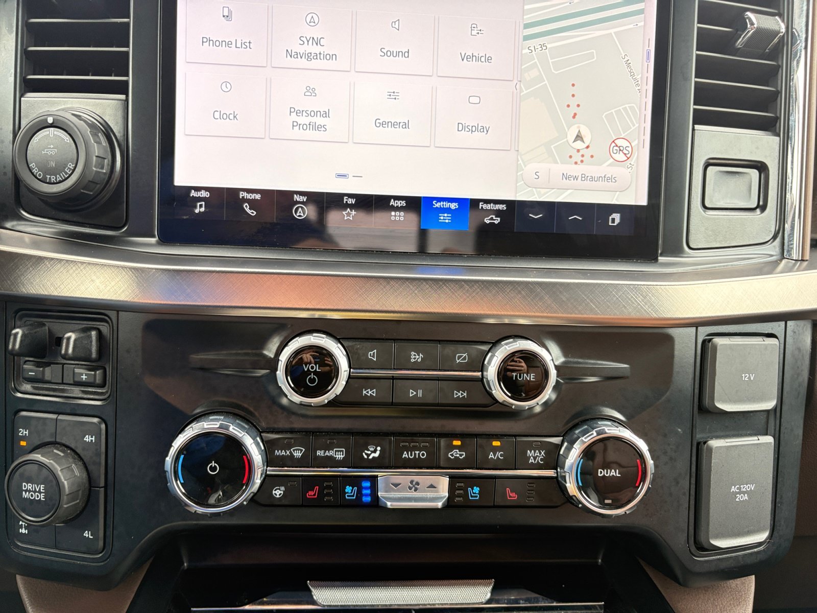 Used 2023 Brown Ford King Ranch image 17