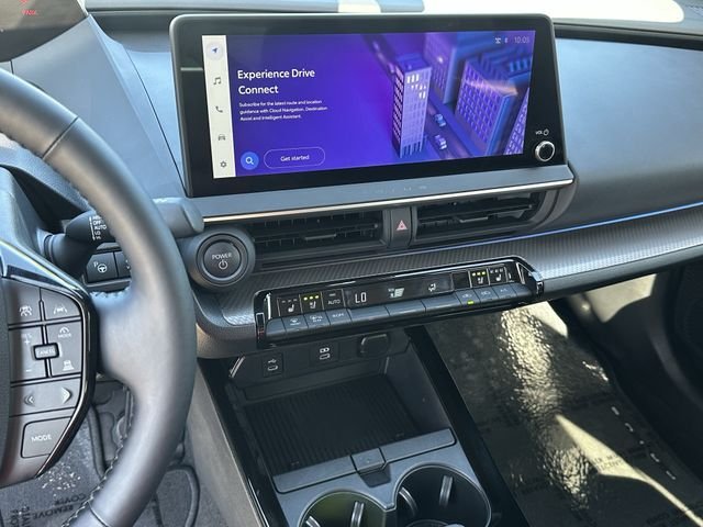 Certified Used 2024  Toyota Limited image 16