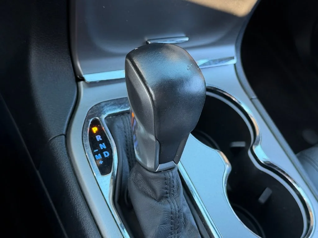 Used 2018 Gray Jeep Laredo E 4x2 image 21