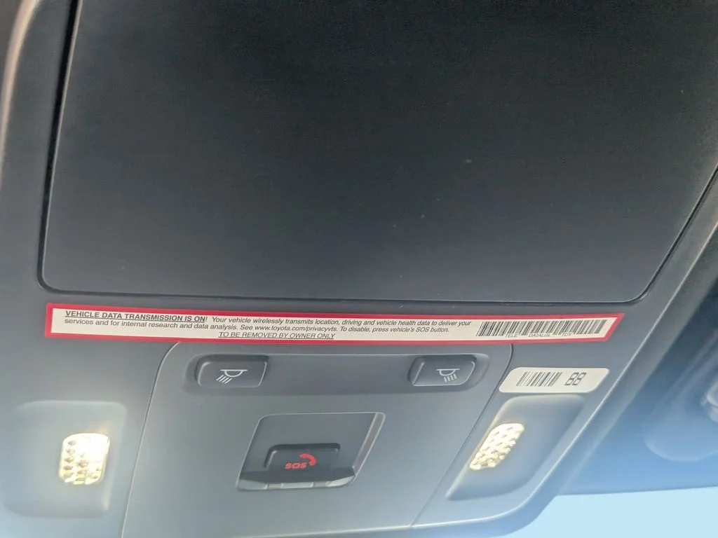 Used 2025  Toyota SE image 19